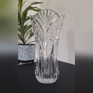 Large heavy sparkling crystal vase